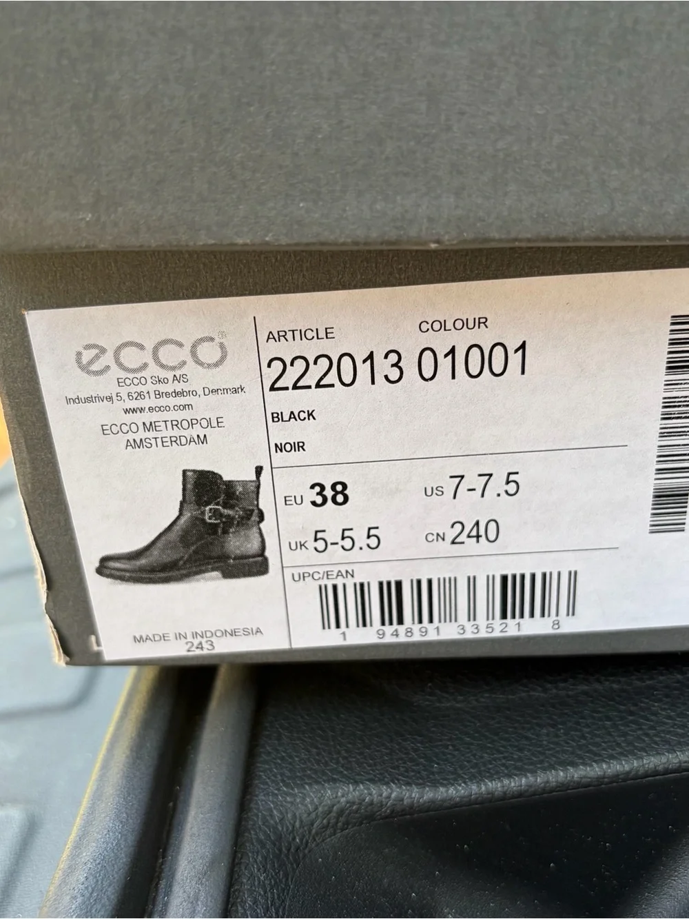 Ecco Black Leather Ankle Booties with Side Buckle